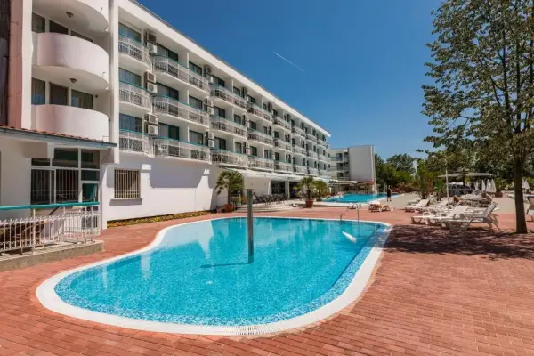 Zefir Hotel 9